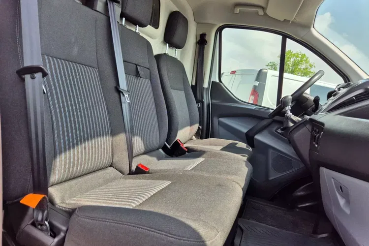 Ford transit-custom L2H2 54999zł NETTO 2.0TdCi/131KM zdjęcie 27