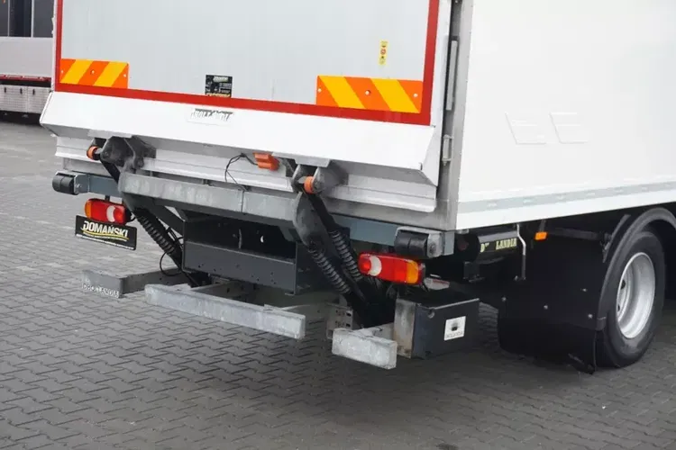 DAF LF / 260 / EURO 6 / CHŁODNIA + WINDA / 17 PALET / ŁAD. 7840 KG zdjęcie 27