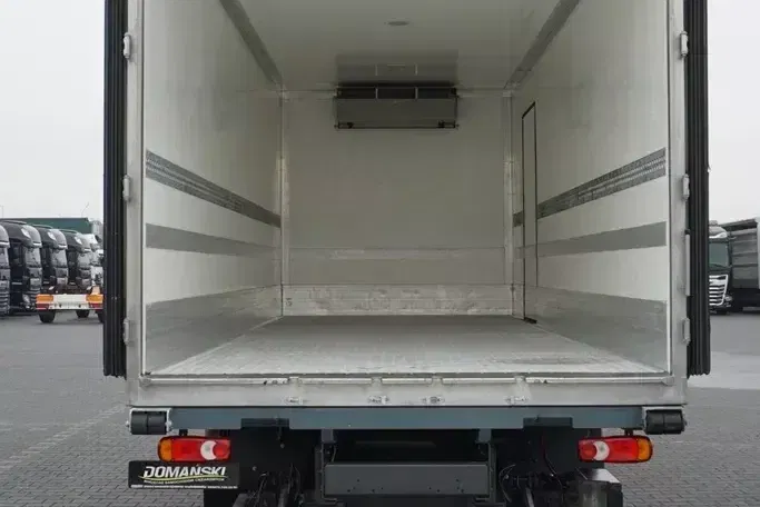 DAF LF / 260 / EURO 6 / CHŁODNIA + WINDA / 17 PALET / ŁAD. 7840 KG zdjęcie 7
