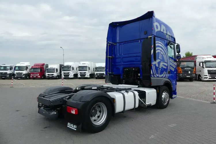 DAF XF 106.480 / SUPER SPACE CAB / EURO 6 / STANDARD / zdjęcie 9