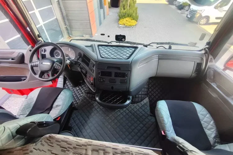 DAF XF 510 zdjęcie 36