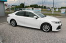 Toyota Camry 2.5 Hybrid e-CTV Comfort F-vat Kamera Gwarancja zdjęcie 4