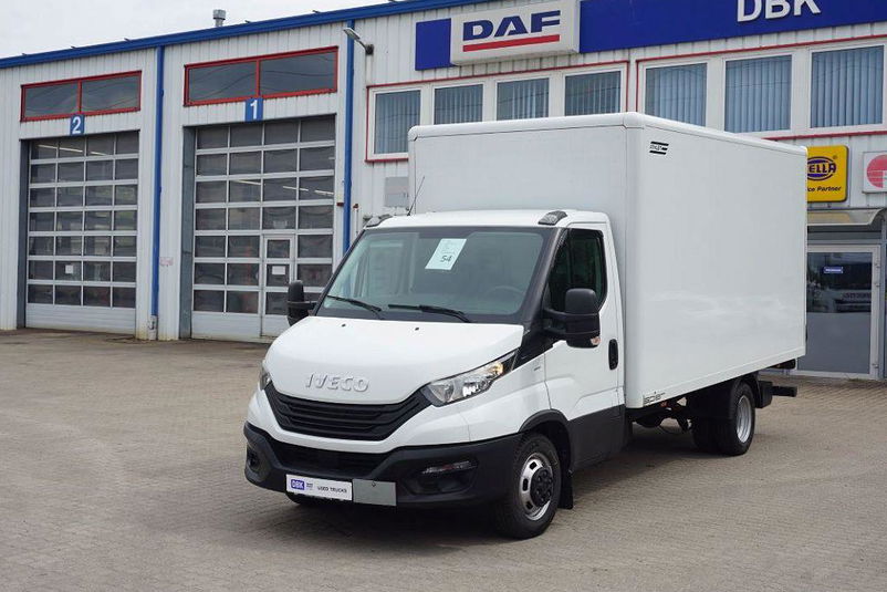 samochód dostawczy Iveco zdjęcie 1