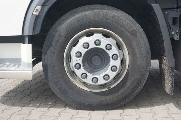 DAF XF 480 FT zdjęcie 9