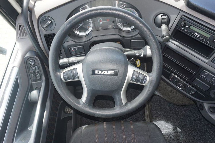 DAF XF 480 FT zdjęcie 6