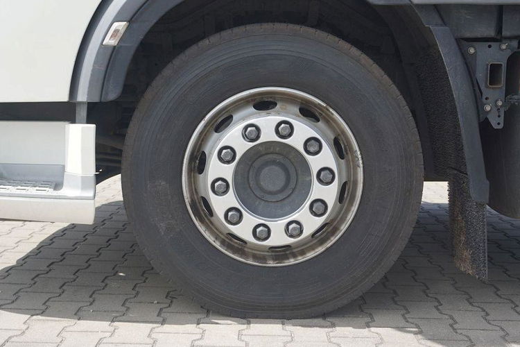 DAF XF 480 FT zdjęcie 9