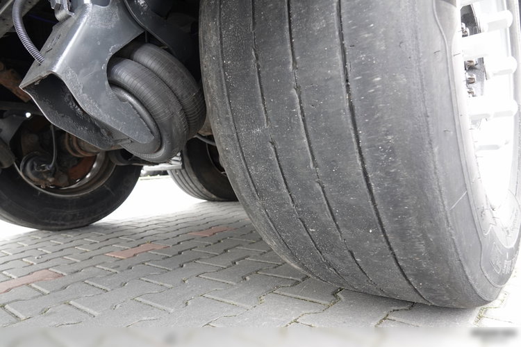 Krone / FIRANKA / STANDARD / OŚ PODNOSZONA / PODNOSZONY DACH 4 POZIOMY JAZDY / OPONY: 385/55 R22, 5 /  zdjęcie 21