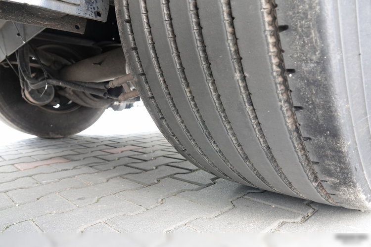 KAESSBOHRER / FIRANKA / MEGA / LOW DECK / DACH PODNOSZONY / 2020 R  zdjęcie 23