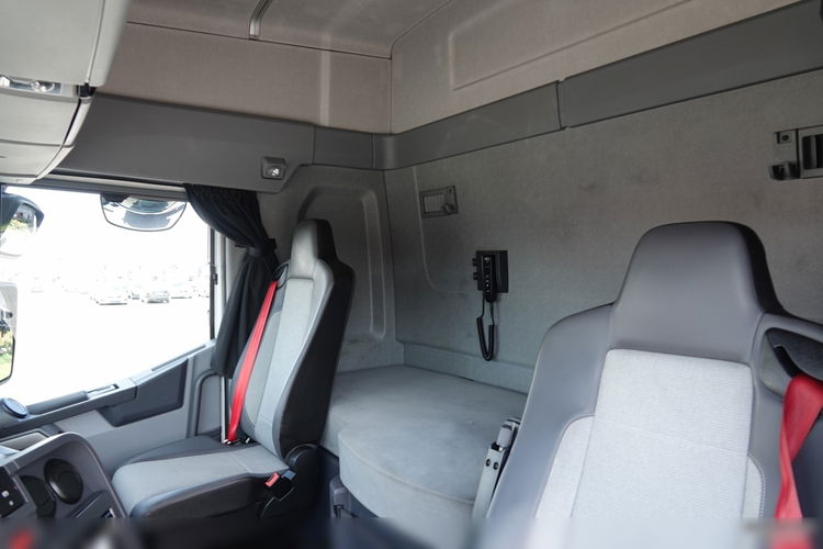 Renault T 460 / KLIMA POSTOJOWA / PO KONTRAKCIE SERWISOWYM zdjęcie 28