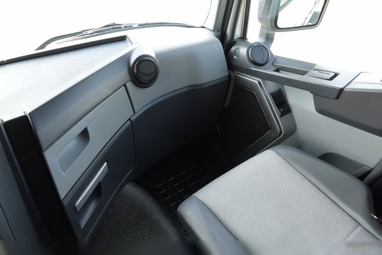 Renault T 460 / KLIMA POSTOJOWA / PO KONTRAKCIE SERWISOWYM zdjęcie 34