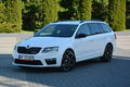 samochód osobowy Skoda zdjęcie 2