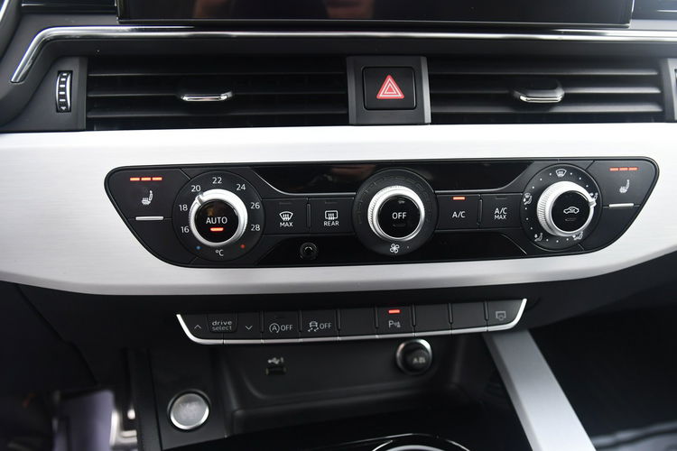 Audi A4 2.0tdi S-Line.Navi.Kam.Cof.Klimatr 2 str.Ledy..GWARANCJA zdjęcie 28