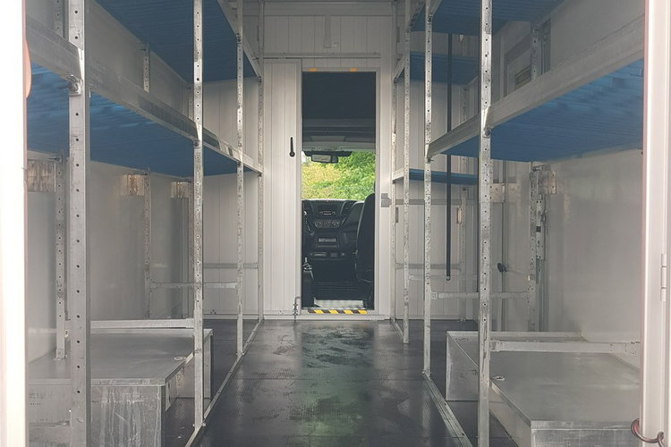 Iveco Daily KONTENER NISKOPODŁOGOWY 4.43x2.23x2.42 SKLEP BAR FOODTRUCK KAMPER AC zdjęcie 23