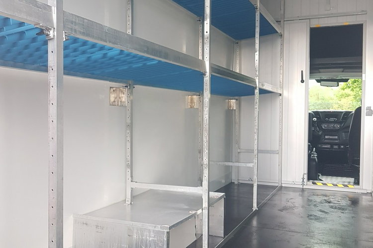 Iveco Daily KONTENER NISKOPODŁOGOWY 4.43x2.23x2.42 SKLEP BAR FOODTRUCK KAMPER AC zdjęcie 24