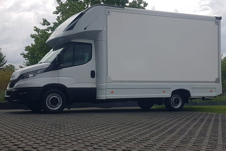 Iveco Daily KONTENER NISKOPODŁOGOWY 4.43x2.23x2.42 SKLEP BAR FOODTRUCK KAMPER AC zdjęcie 39