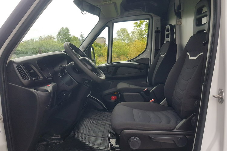 Iveco Daily KONTENER NISKOPODŁOGOWY 4.43x2.23x2.42 SKLEP BAR FOODTRUCK KAMPER AC zdjęcie 22