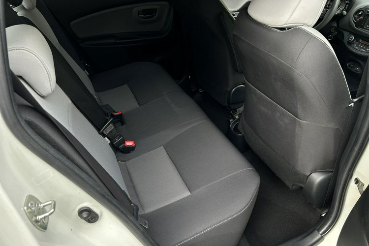 Toyota Yaris 1.33 VVTi 99KM SELECTION, salon Polska, gwarancja zdjęcie 13