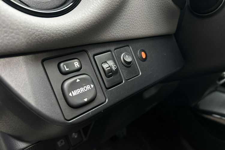 Toyota Yaris 1.33 VVTi 99KM SELECTION, salon Polska, gwarancja zdjęcie 16