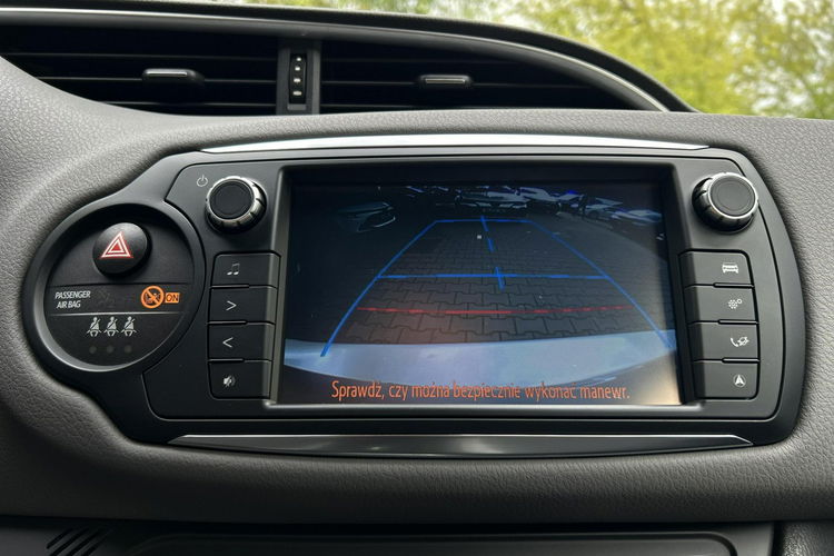 Toyota Yaris 1.33 VVTi 99KM SELECTION, salon Polska, gwarancja zdjęcie 24