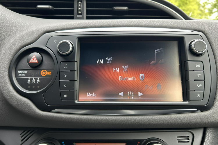 Toyota Yaris 1.33 VVTi 99KM SELECTION, salon Polska, gwarancja zdjęcie 25