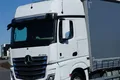 samochód ciężarowy Mercedes zdjęcie 30
