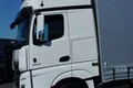 samochód ciężarowy Mercedes zdjęcie 33