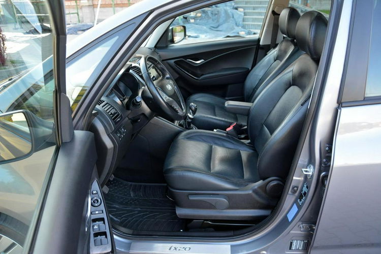 Hyundai ix20 1.6(125KM) Skóry Navi Kamera Premium Ledy Panorama zdjęcie 15