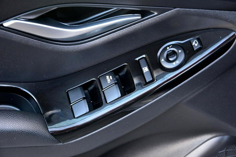 Hyundai ix20 1.6(125KM) Skóry Navi Kamera Premium Ledy Panorama zdjęcie 33