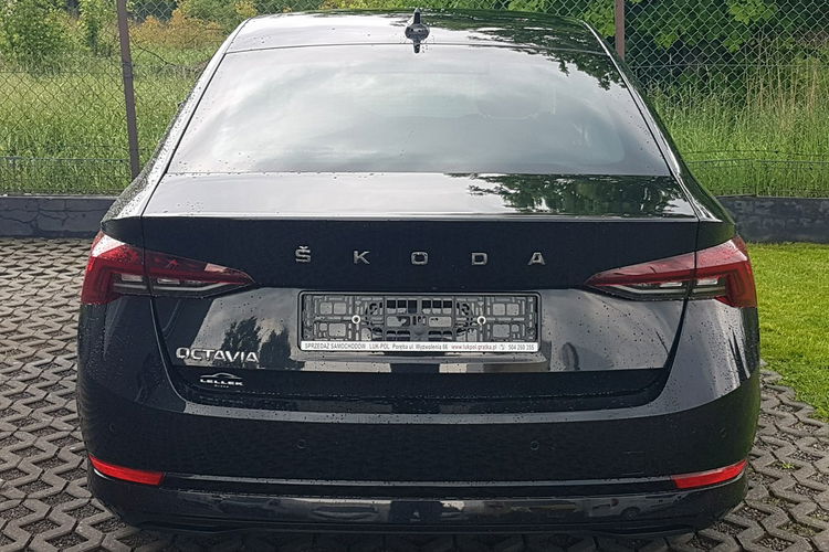 Skoda Octavia 1, 5 TSI AMBITION HATCHBACK 5 DRZWI KLIMATRONIK TEMPOMAT KRAJOWY zdjęcie 16