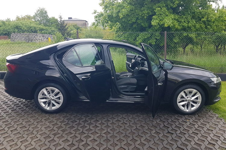 Skoda Octavia 1, 5 TSI AMBITION HATCHBACK 5 DRZWI KLIMATRONIK TEMPOMAT KRAJOWY zdjęcie 38