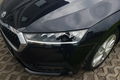 samochód osobowy Skoda zdjęcie 21