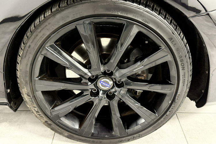 Volvo V40 2.0 Drive-E D3 150KM R -DESIGN Automat Navi GPS Sportsitze ALU19 BLACK zdjęcie 9