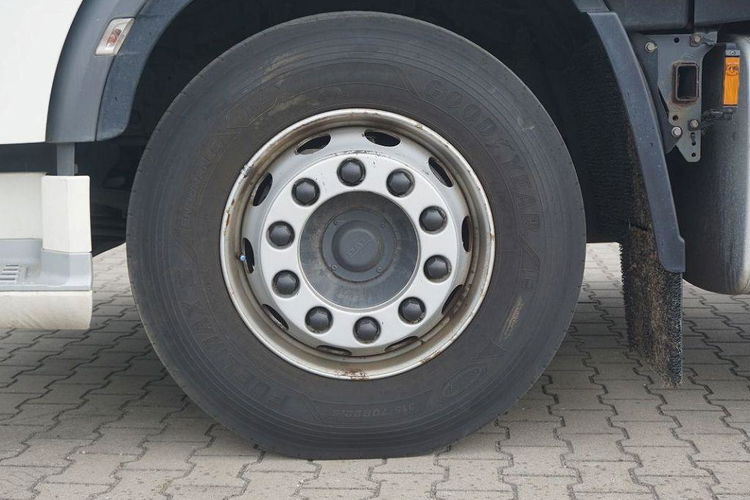 DAF XF 480 FT zdjęcie 8