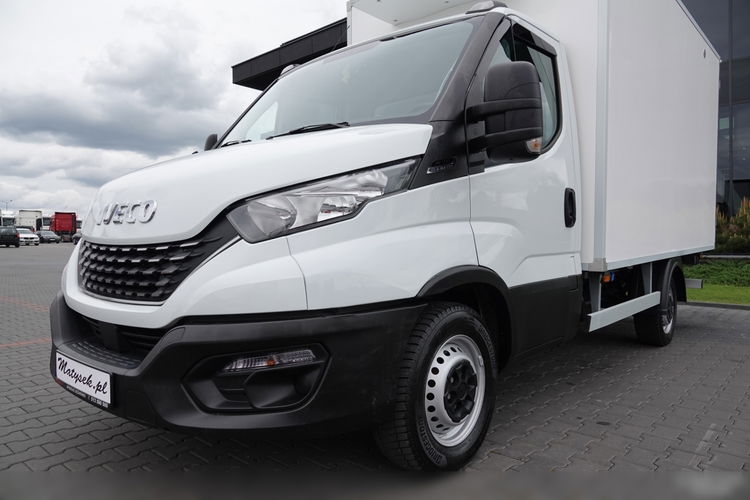 Iveco DAILY /HI-MATIC / CHŁODNIA / AGREGAT CARRIER / FOTEL PNEUMATYCZNY / DMC: 3500 KG / 2021 ROK zdjęcie 12