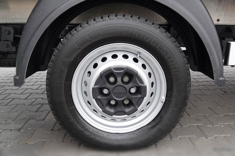 Iveco DAILY /HI-MATIC / CHŁODNIA / AGREGAT CARRIER / FOTEL PNEUMATYCZNY / DMC: 3500 KG / 2021 ROK zdjęcie 24
