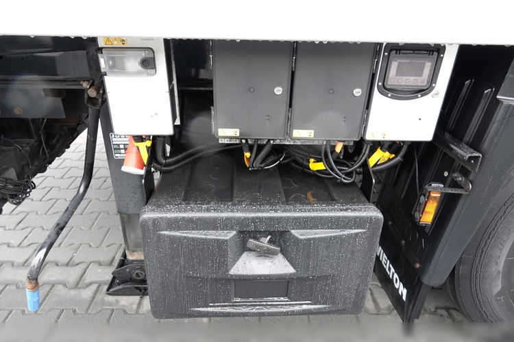 Wielton   PRZYCZEPA CHŁODNIA  / IGLOOCAR / THERMO KING - FRIGOBLOCK / WINDA ZAŁADOWCZA / PRZEJAZDOWA / SAF / 2019 ROK / zdjęcie 16