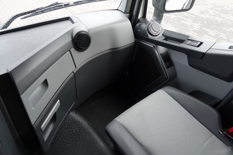 Renault T 460 / KLIMA POSTOJOWA / OPONY 100 % /  PO KONTRAKCIE SERWISOWYM zdjęcie 33