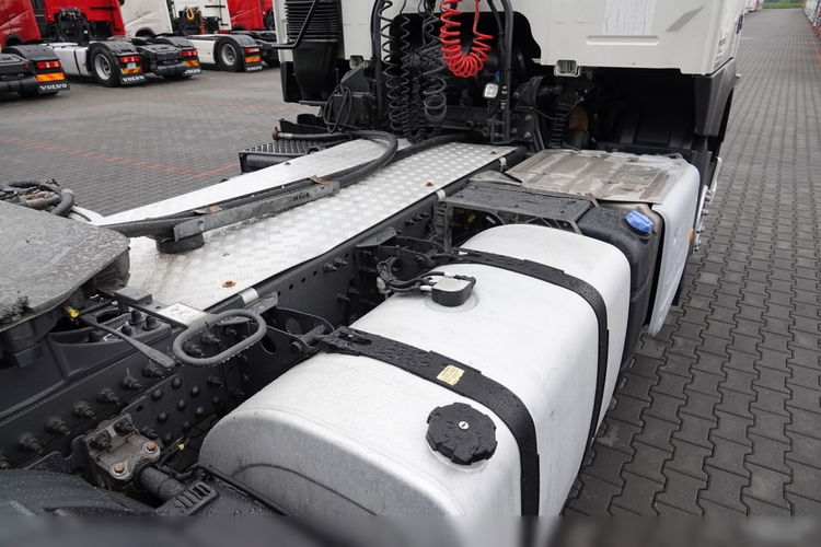 Volvo FM 460 / HYDRAULIKA / NISKA KABINA / PO KONTRAKCIE SERWISOWYM / EURO 6 zdjęcie 16