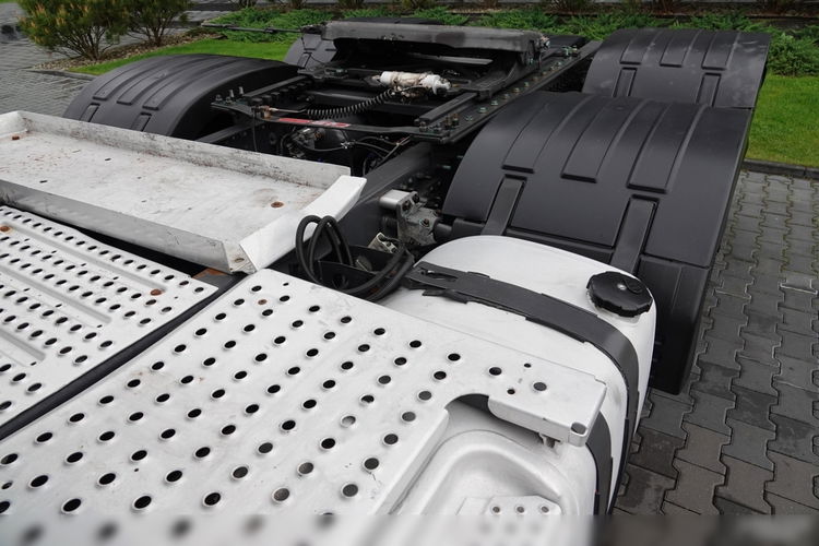 Volvo FH 500 / PUSHER / 3 Osiowy ciągnik siodłowy / PEŁNY ADR / RETARDER / OŚ PODNOSZONA I SKRĘTNA  / SPROWADZONY zdjęcie 12