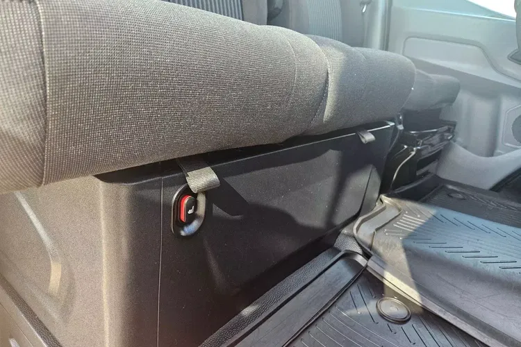 Ford transit L2H2 54999zł NETTO 2.0 TdCi/131KM zdjęcie 40