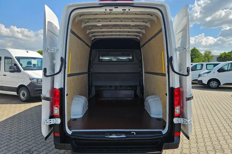 Volkswagen Crafter L3H2 109900zł NETTO Brygadówka 7 osób 2.0TDi/140KM zdjęcie 16