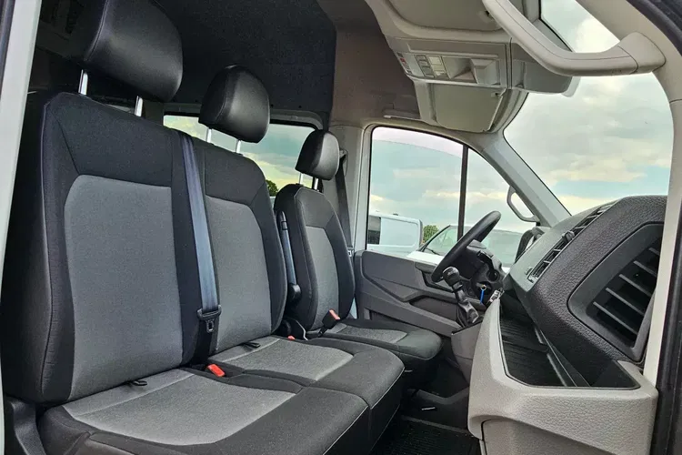 Volkswagen Crafter L3H2 109900zł NETTO Brygadówka 7 osób 2.0TDi/140KM zdjęcie 29