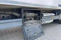 samochód ciężarowy Mercedes zdjęcie 6