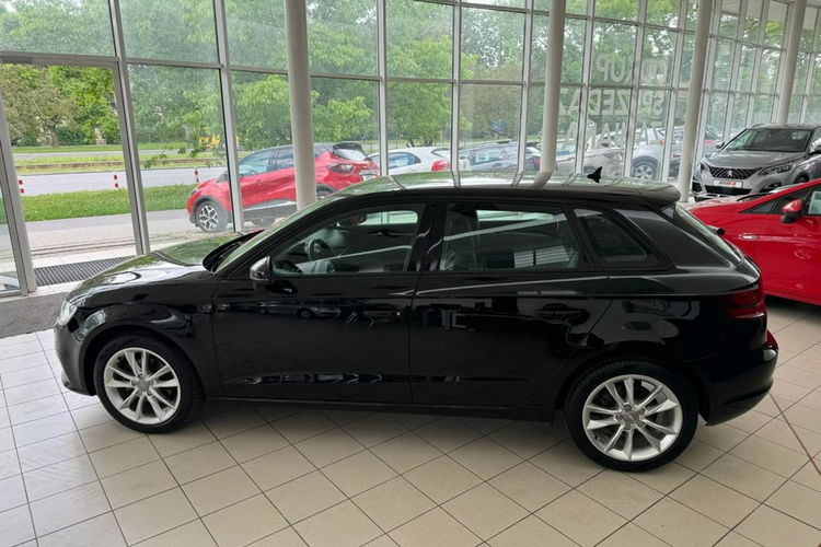 Audi A3 Bezwypadkowy, Zadbany , Ekonomiczny Silnik , Nawigacja, Gwarancja zdjęcie 17