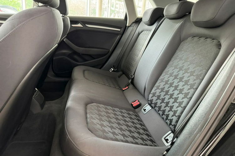 Audi A3 Bezwypadkowy, Zadbany , Ekonomiczny Silnik , Nawigacja, Gwarancja zdjęcie 21