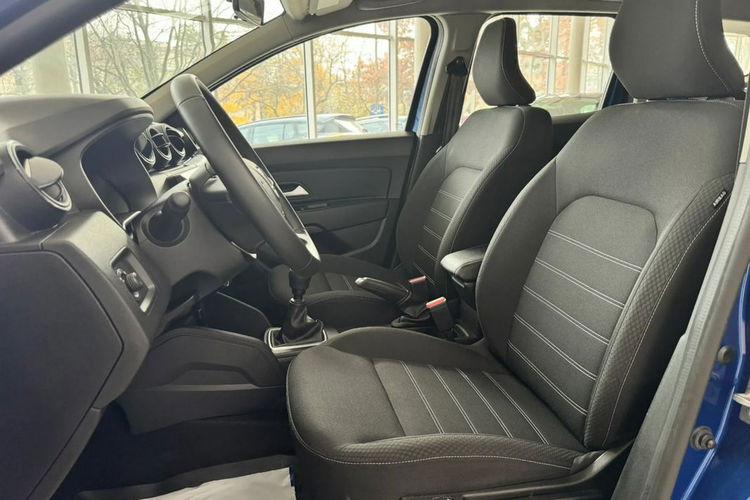 Dacia Duster Niski Przebieg, Serwis, Krajowy, Faktura Vat , Gwarancja zdjęcie 19
