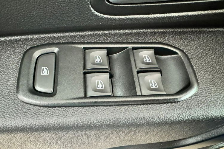 Dacia Duster Niski Przebieg, Serwis, Krajowy, Faktura Vat , Gwarancja zdjęcie 22