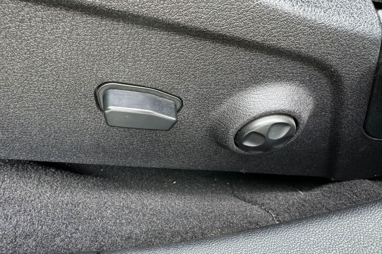 Fiat Freemont Skórzana Tapicerka , Napęd 4x4 .7 Osobowy , Automat, GWARANCJA zdjęcie 15