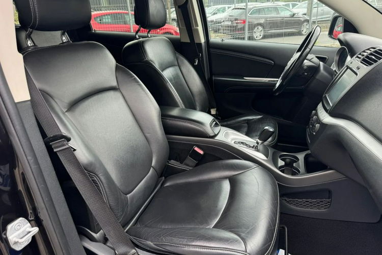 Fiat Freemont Skórzana Tapicerka , Napęd 4x4 .7 Osobowy , Automat, GWARANCJA zdjęcie 23