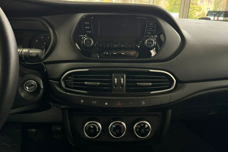 Fiat Tipo Pierwszy Właściciel, Serwis ASO, Niski Przebieg , Krajowy, GWARANCJA zdjęcie 29